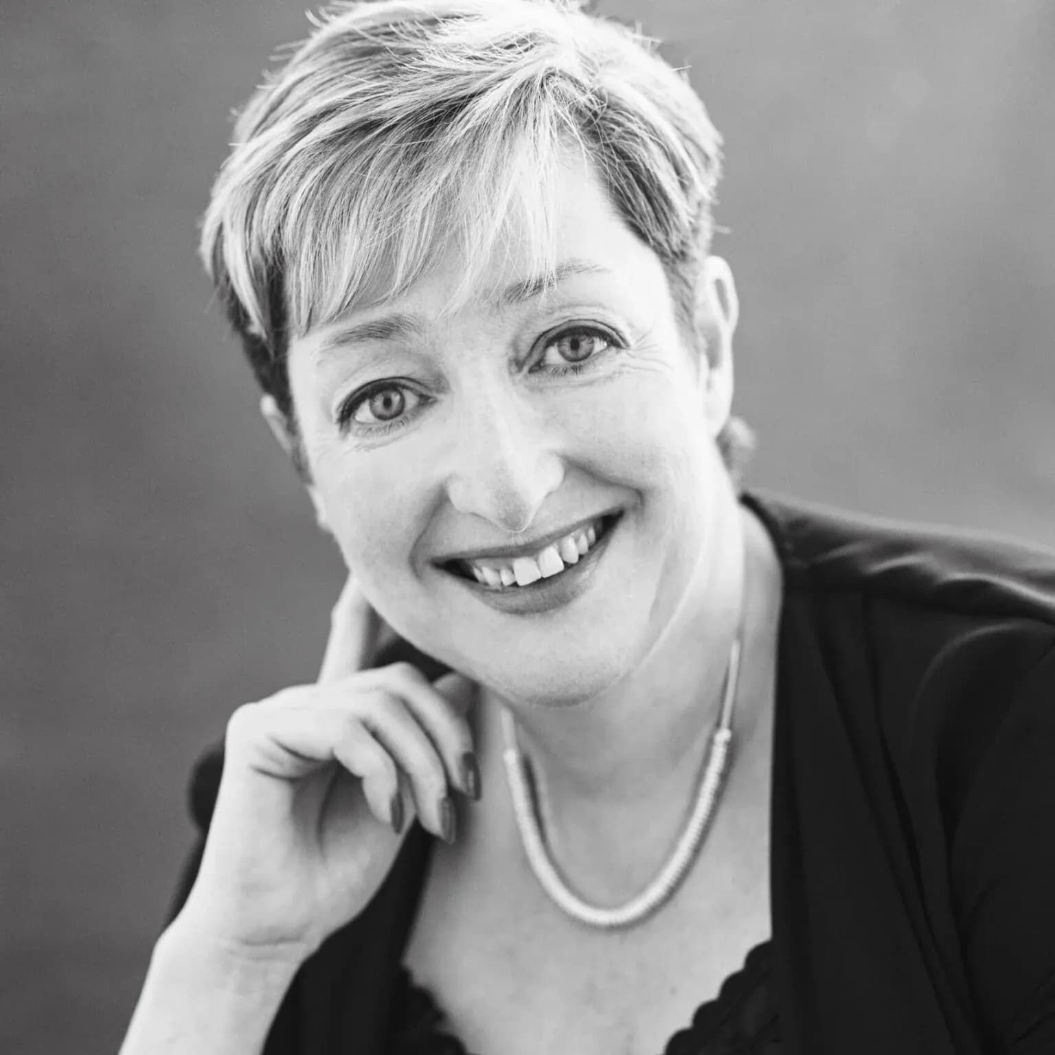 Sharon Rosenbloom- A Single Mother's Triumph over Grief and Mental Health Struggles